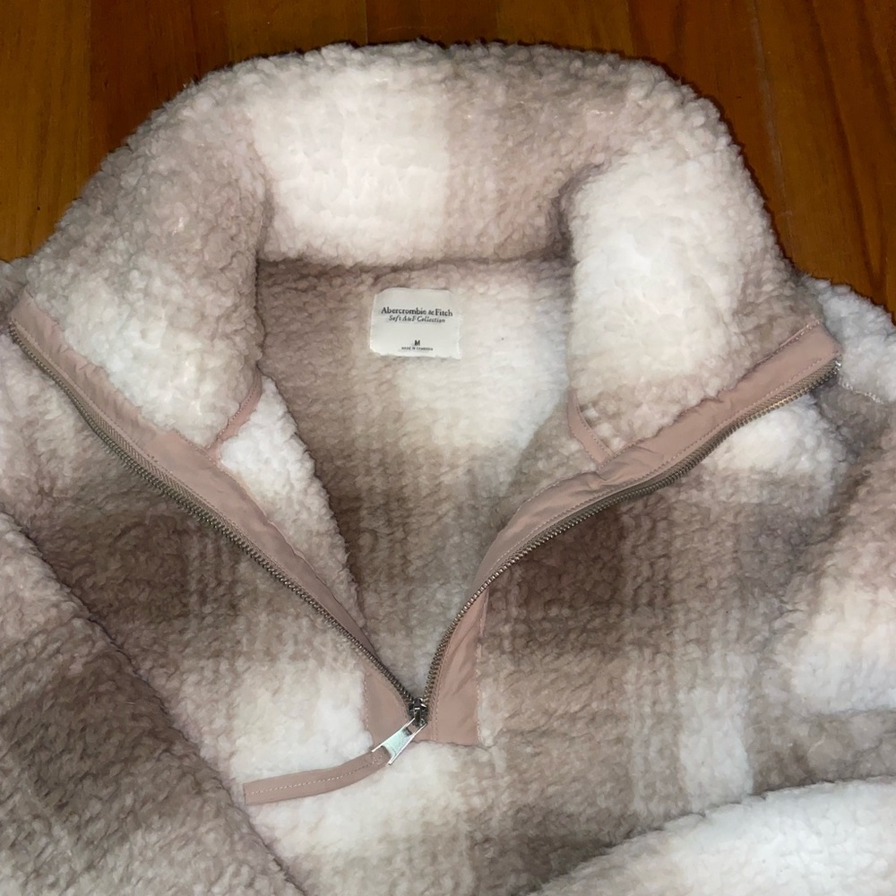 A&F Sherpa Fleece half zip
